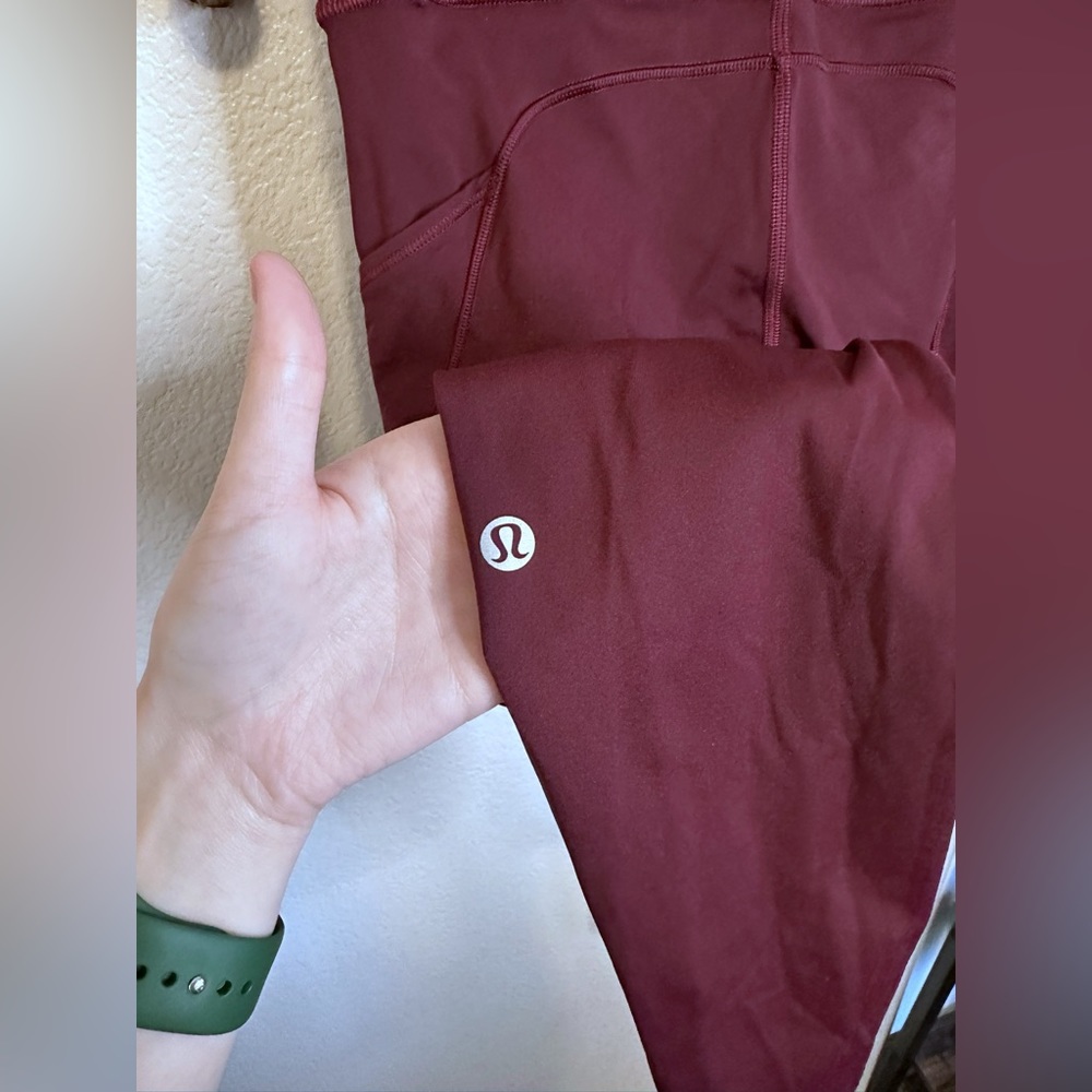 Lululemon Fast & Free Leggings - Picture 7 of 10